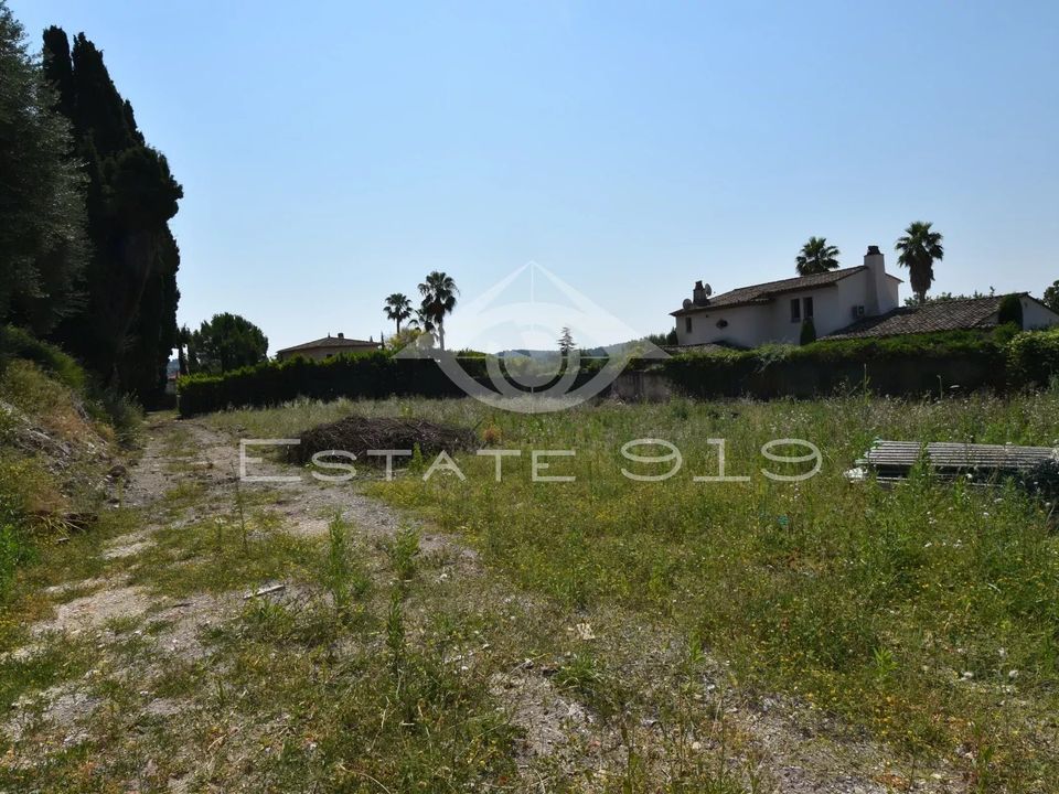 Terra a Chateauneuf-Grasse, Alpes-Maritimes - foto 1