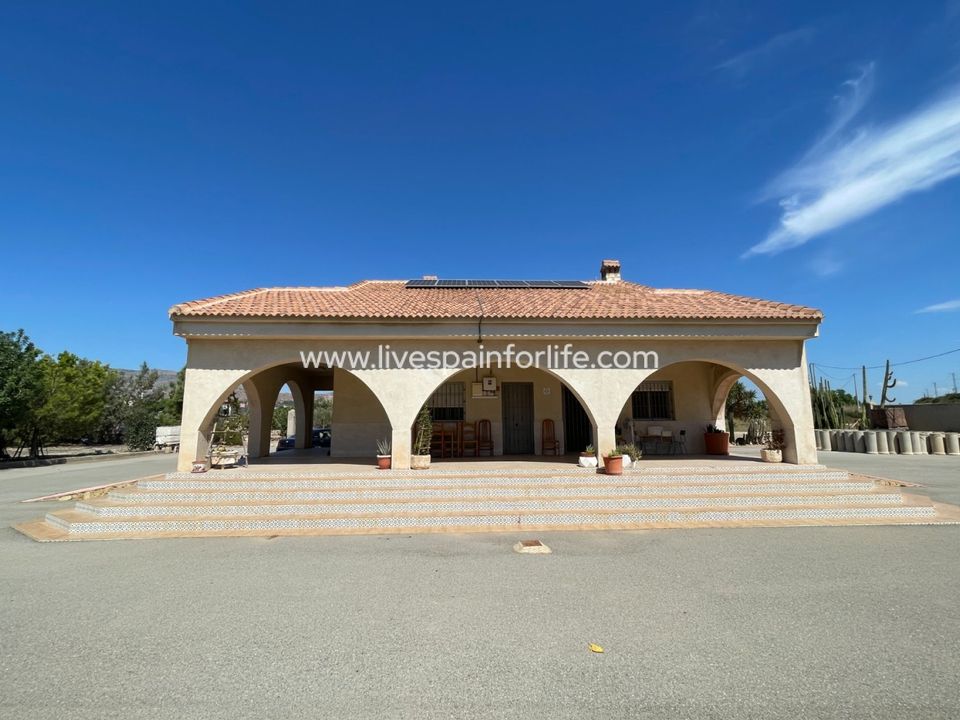 Villa i Crevillent, Alicante - bilde 1