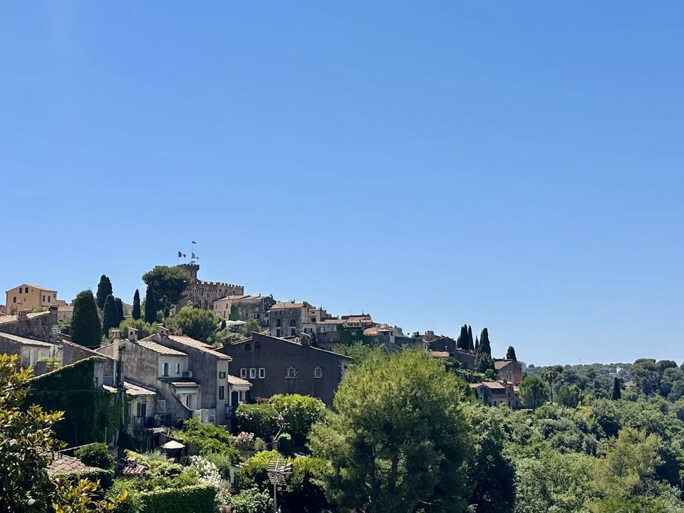 Landejendom i Cagnes-sur-Mer, Alpes-Maritimes - foto 1