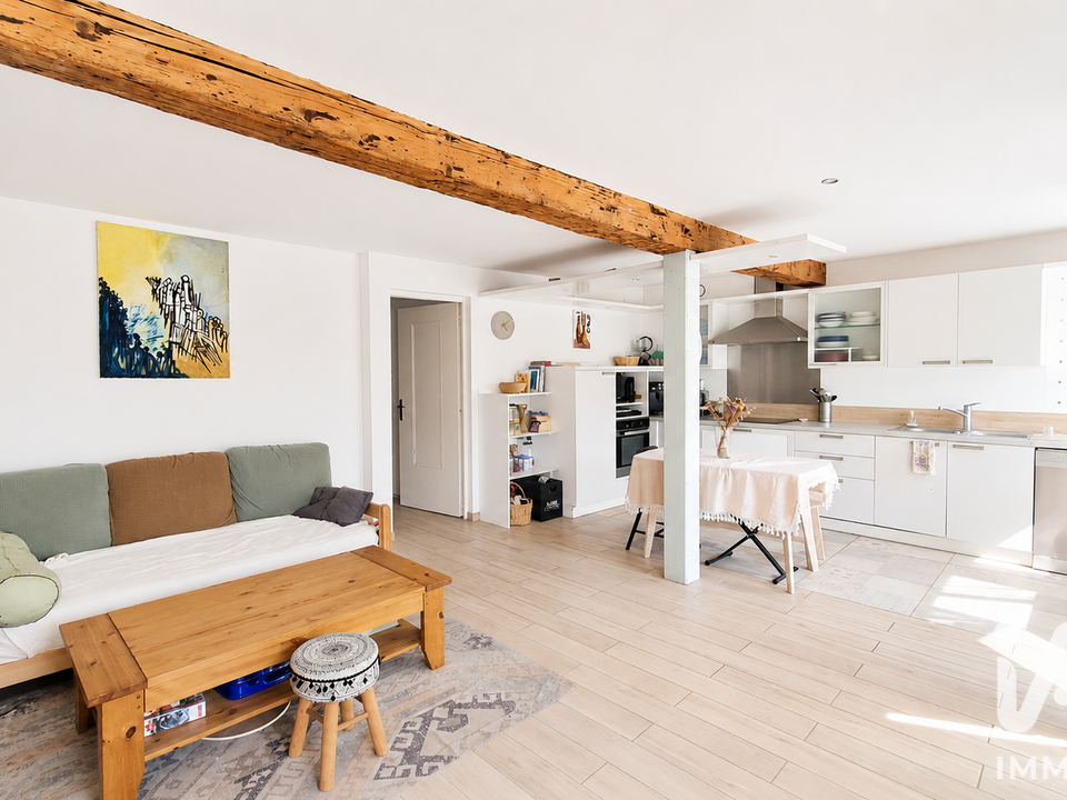 Hus i byn i Le Guy, Isere - foto 4