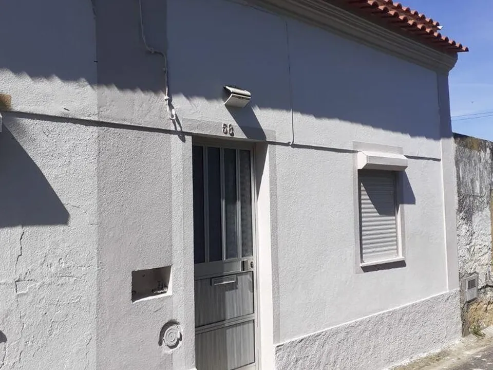 Moradia em banda em Abrantes, Santarem - foto 1