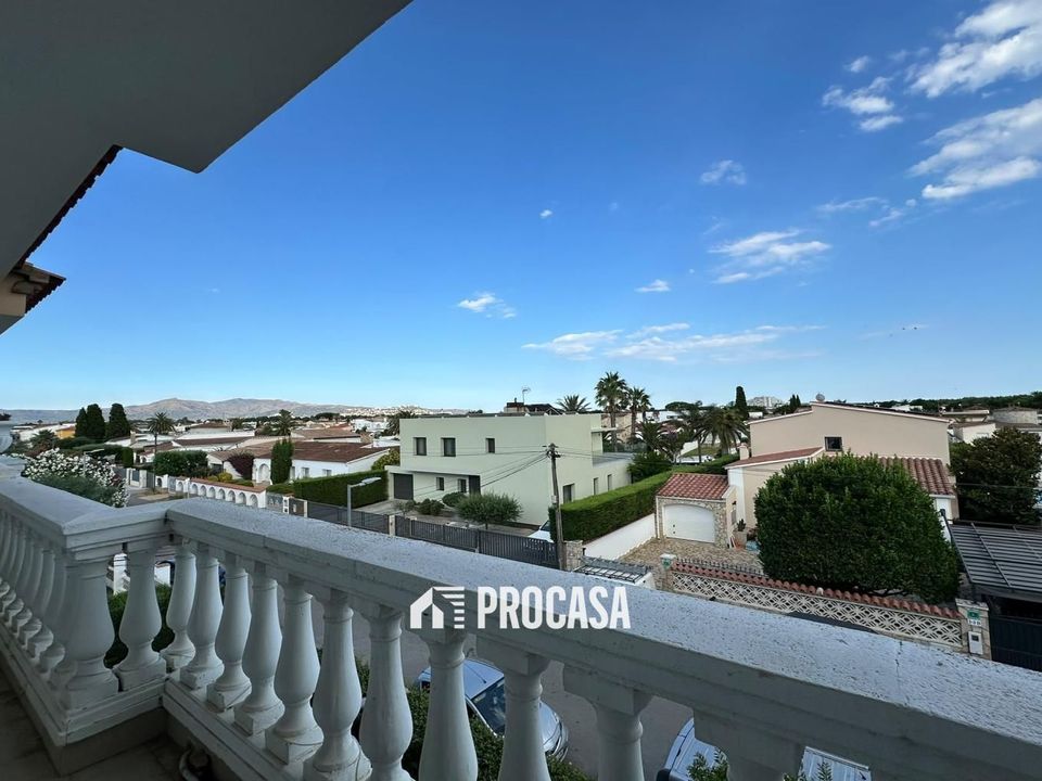 Lejlighed i Empuriabrava, Gerona - foto 5