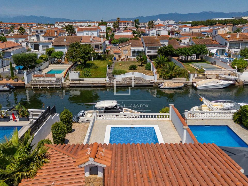 Villa i Empuriabrava, Gerona - foto 3