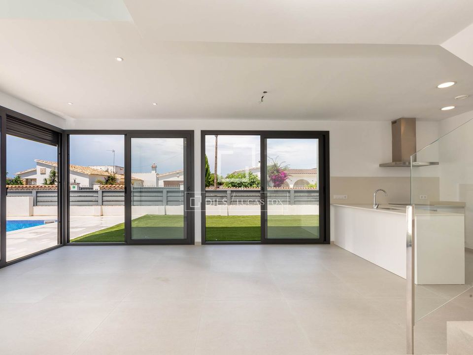 Villa i Empuriabrava, Gerona - foto 4