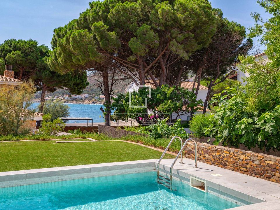 Villa i Llanca, Gerona - foto 1