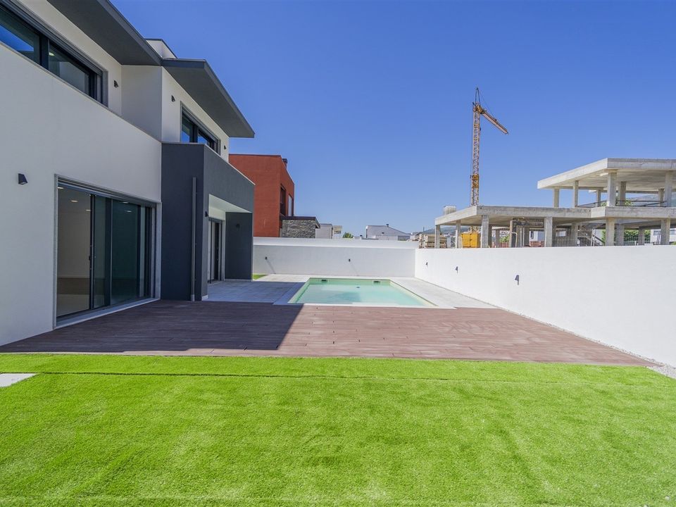 Villa - Covilha, Castelo Branco - photo 5