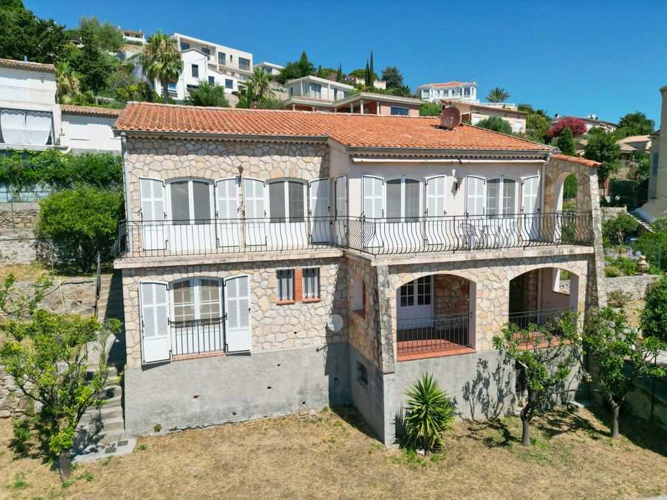 Villa i Vallauris, Alpes-Maritimes - foto 1