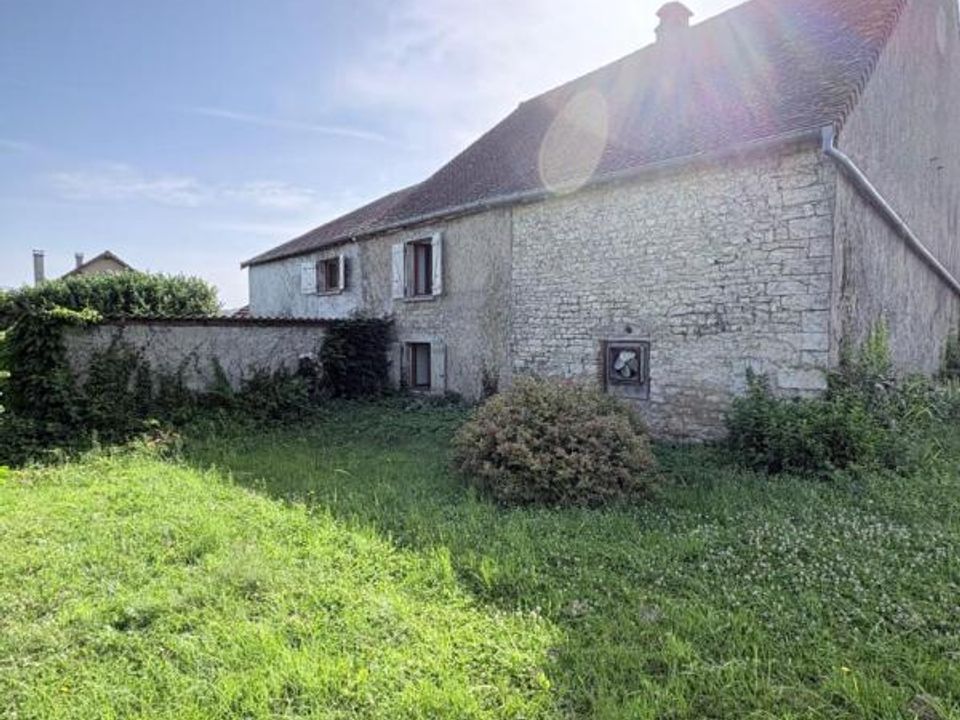 Villa i Lons-le-Saunier, Jura - foto 1