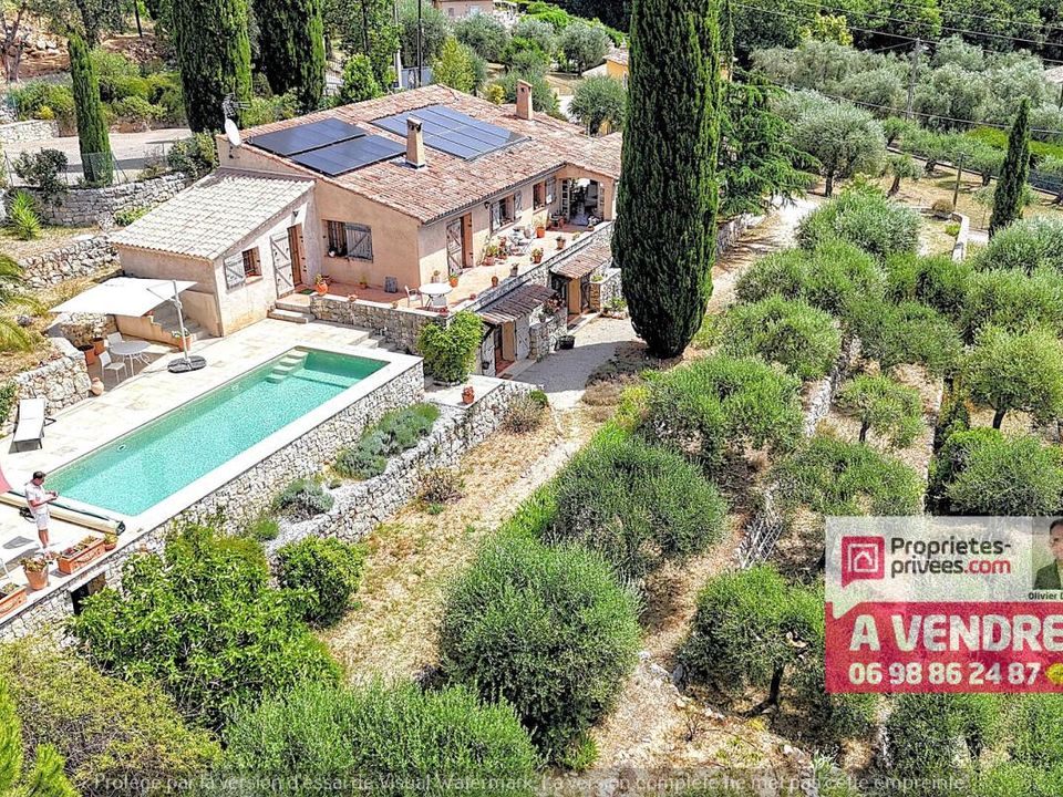 Villa a Peymeinade, Alpes-Maritimes - foto 1
