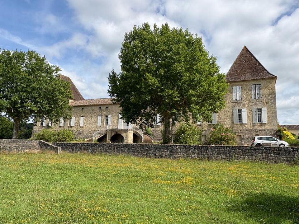 Erhvervsejendom i Pellegrue, Gironde - foto 1