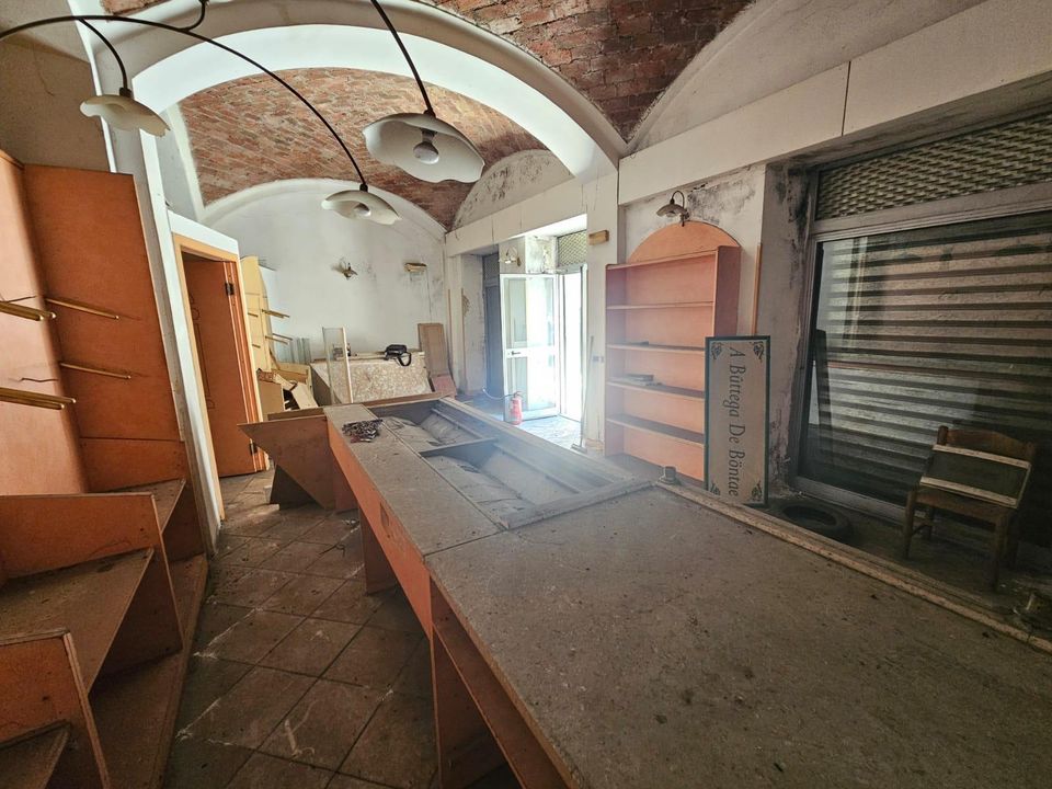 Commercieel vastgoed in Campomorone, Genoa - foto 4