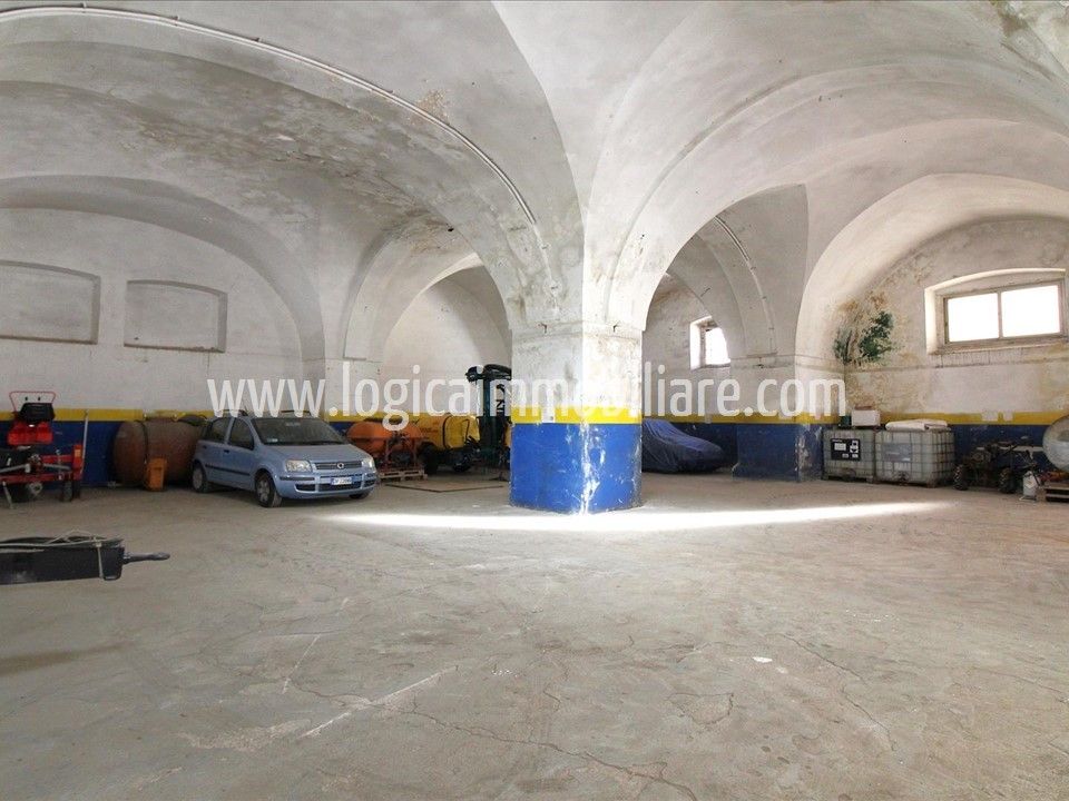 Kommersiell fastighet i Manduria, Taranto - foto 2