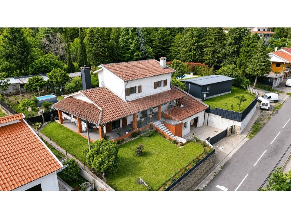 Villa i Cabeceiras de Basto, Braga - foto 1