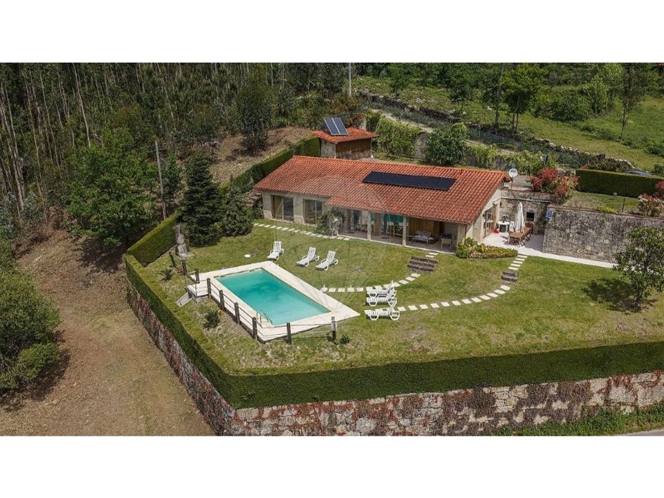 Villa i Celorico de Basto, Braga - foto 1