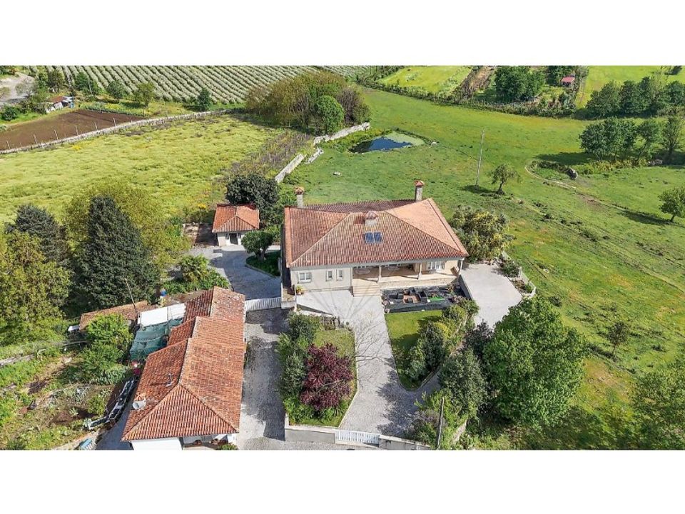 Villa em Oliveira, Braga - foto 1