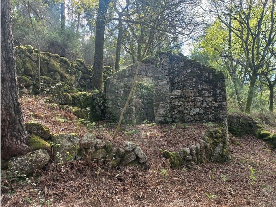 Helårsgrund i Arcos de Valdevez, Viana do Castelo - foto 2