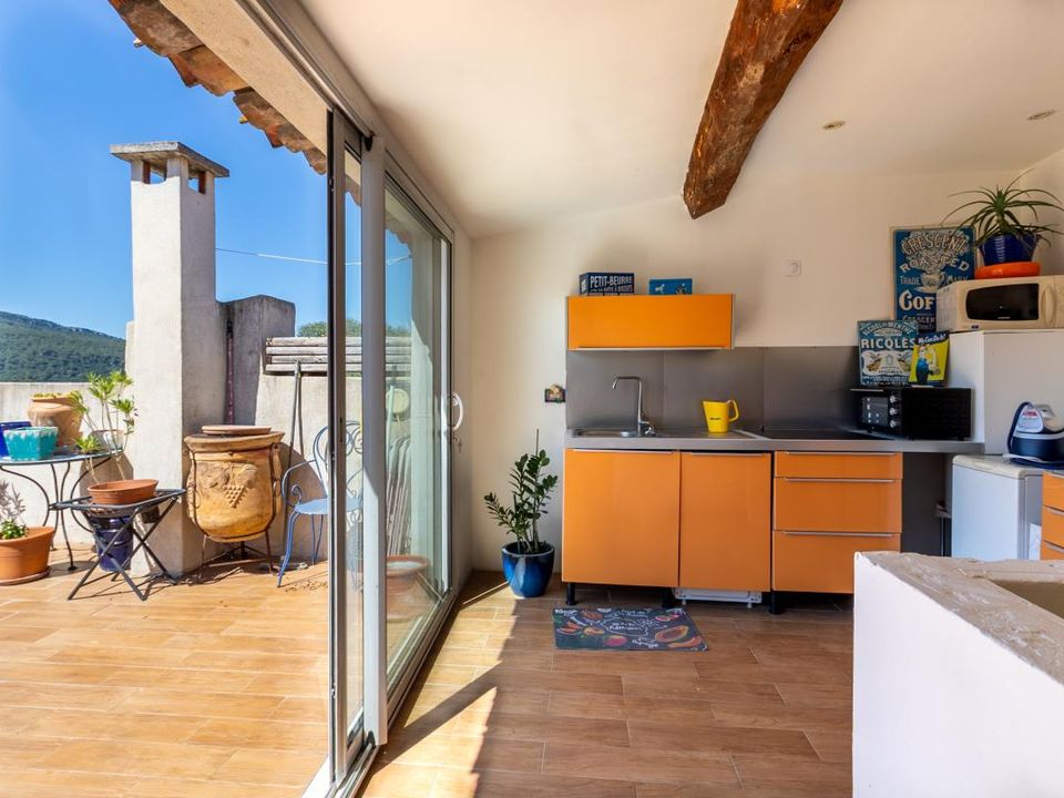 Landsbyhus i Cuges-les-Pins, Bouches-du-Rhone - foto 2