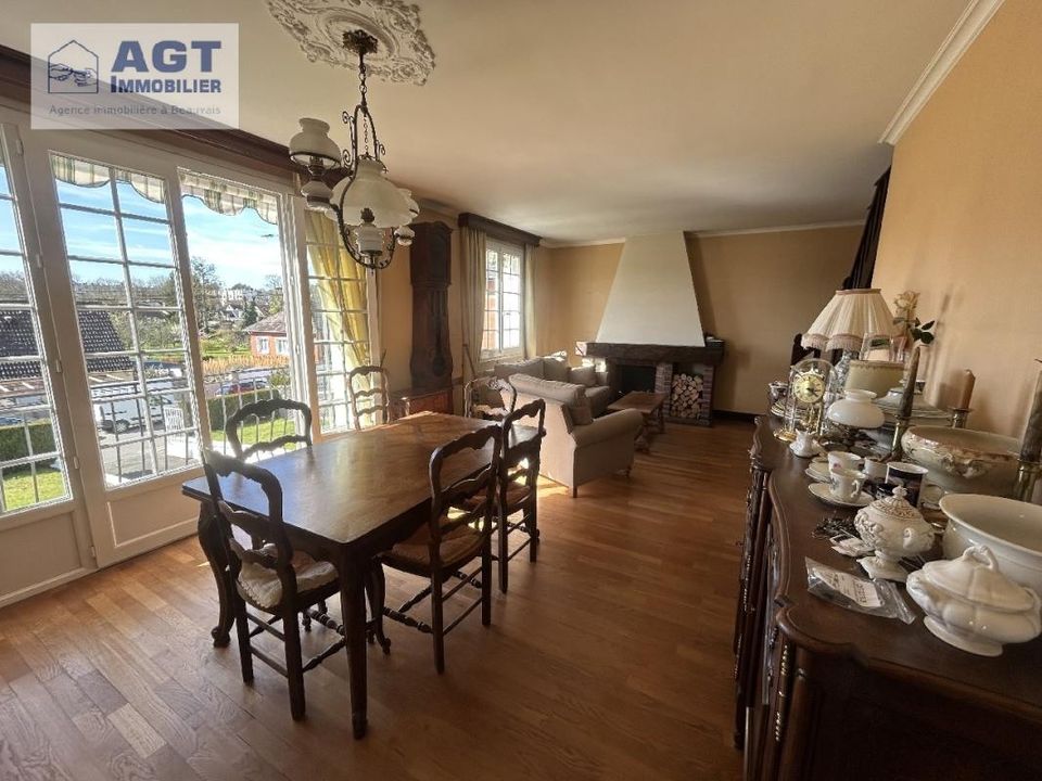 Villa in Beauvais, Oise - foto 1