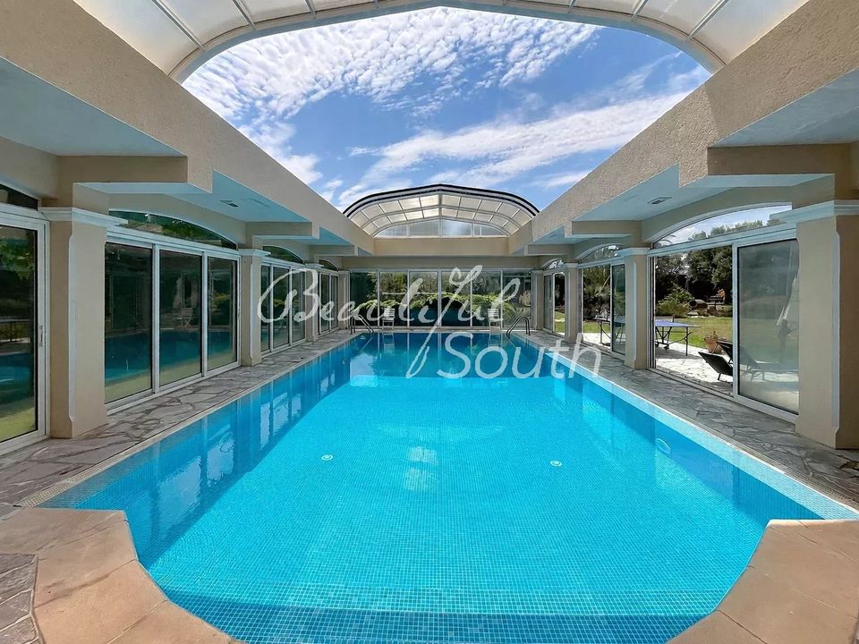 Villa en Saint-Feliu-d'Avall, Pyrenees-Orientales - foto 2