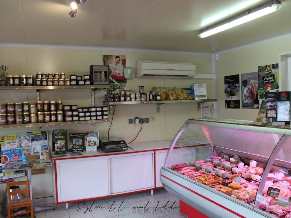 L'establiment comercial a Montendre, Charente-Maritime - foto 3