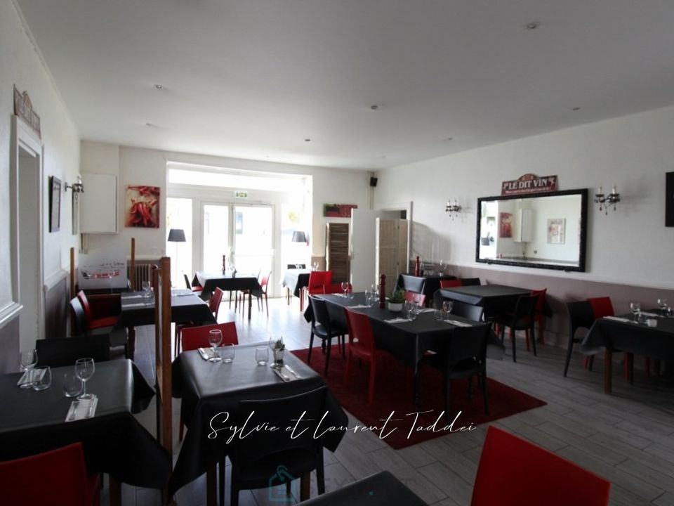 Commercieel vastgoed in Montguyon, Charente-Maritime - foto 2
