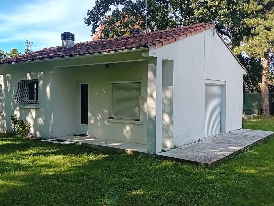 Villa in Saint-Palais-sur-Mer, Charente-Maritime - foto 1