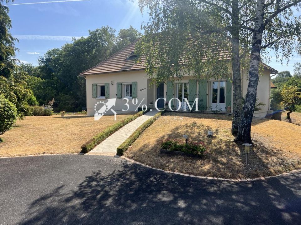Villa in Bonnes, Vienne - foto 1