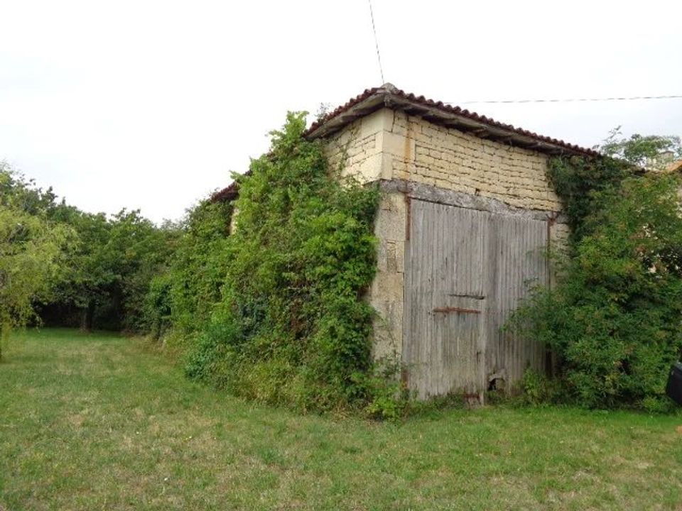 Dorpshuis in Valdelaume, Deux-Sevres - foto 2