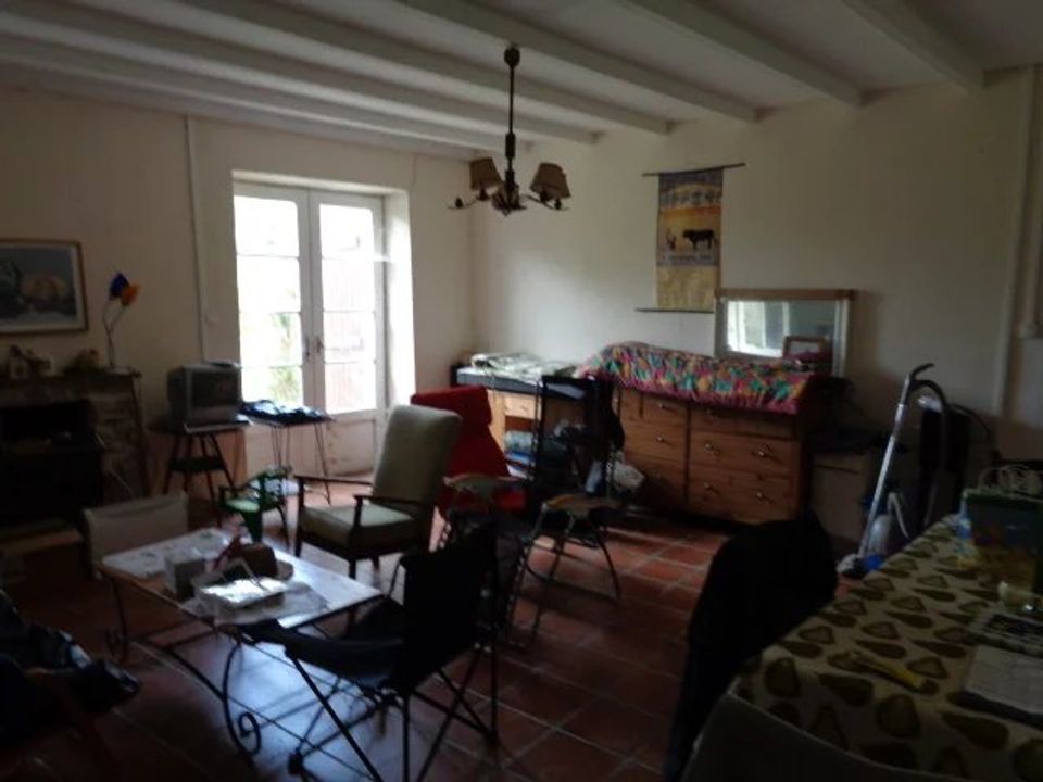 Dorpshuis in Valdelaume, Deux-Sevres - foto 4