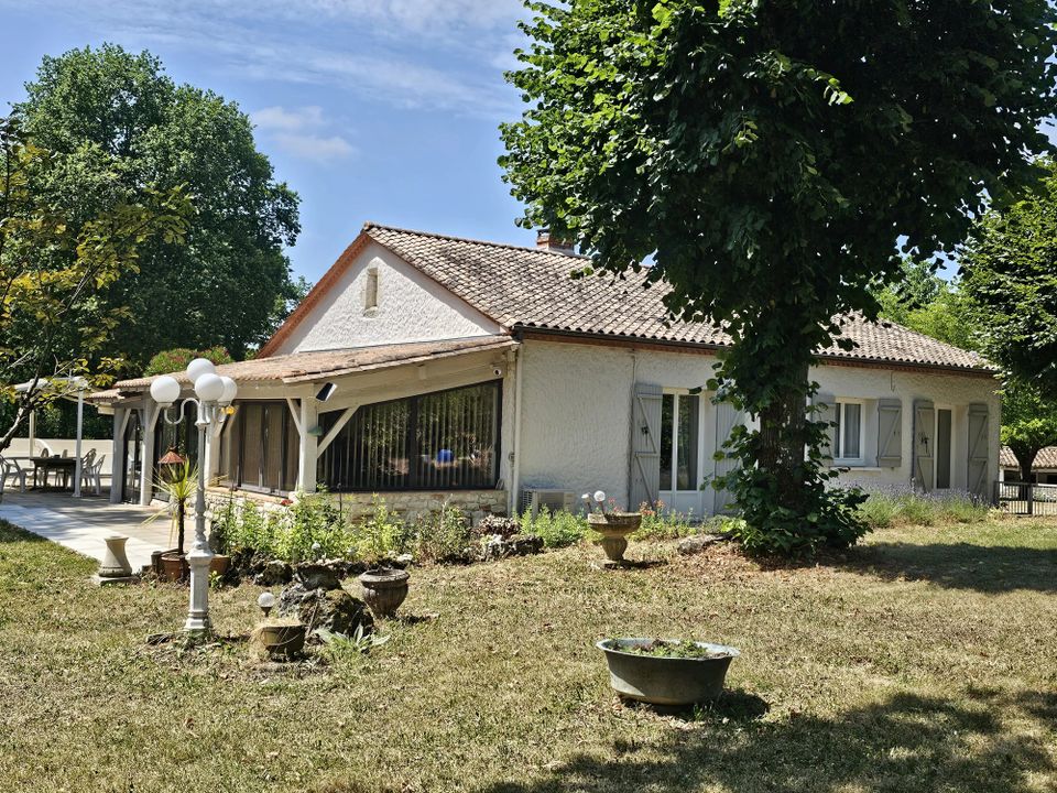 Villa a Loubès-Bernac, Lot-et-Garonne - foto 1