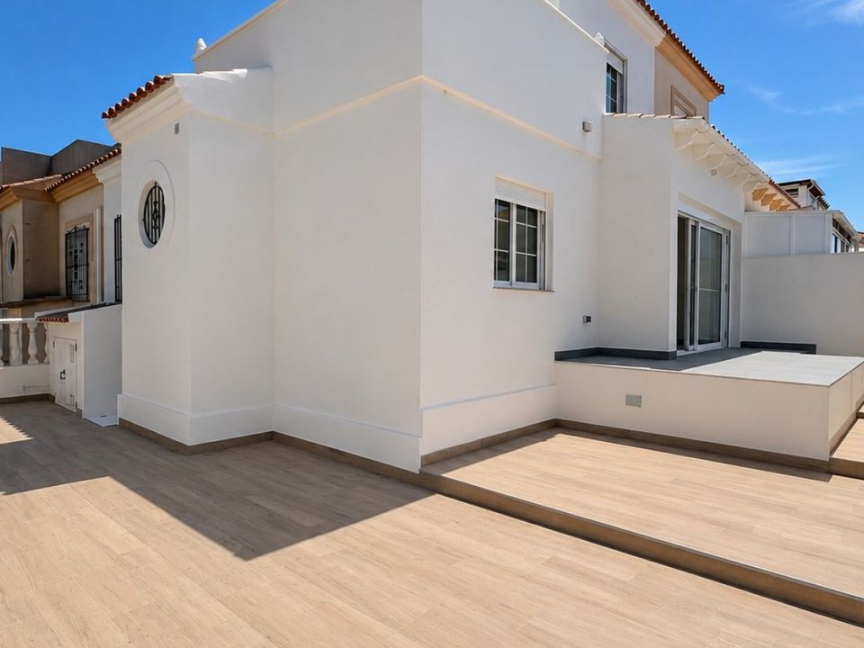 Casa de pueblo en Los Altos, Alicante - foto 2