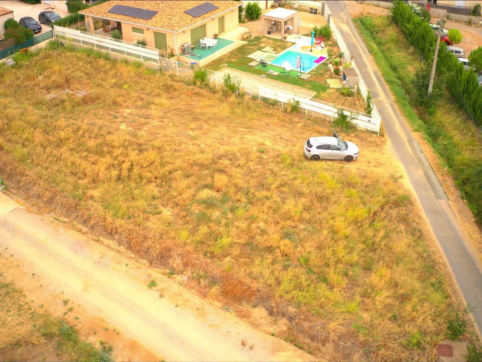 Grond in Pouzolles, Herault - foto 1