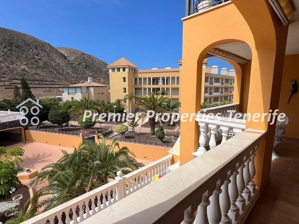 Lejlighed i Playa De Los Cristianos, Tenerife - foto 1