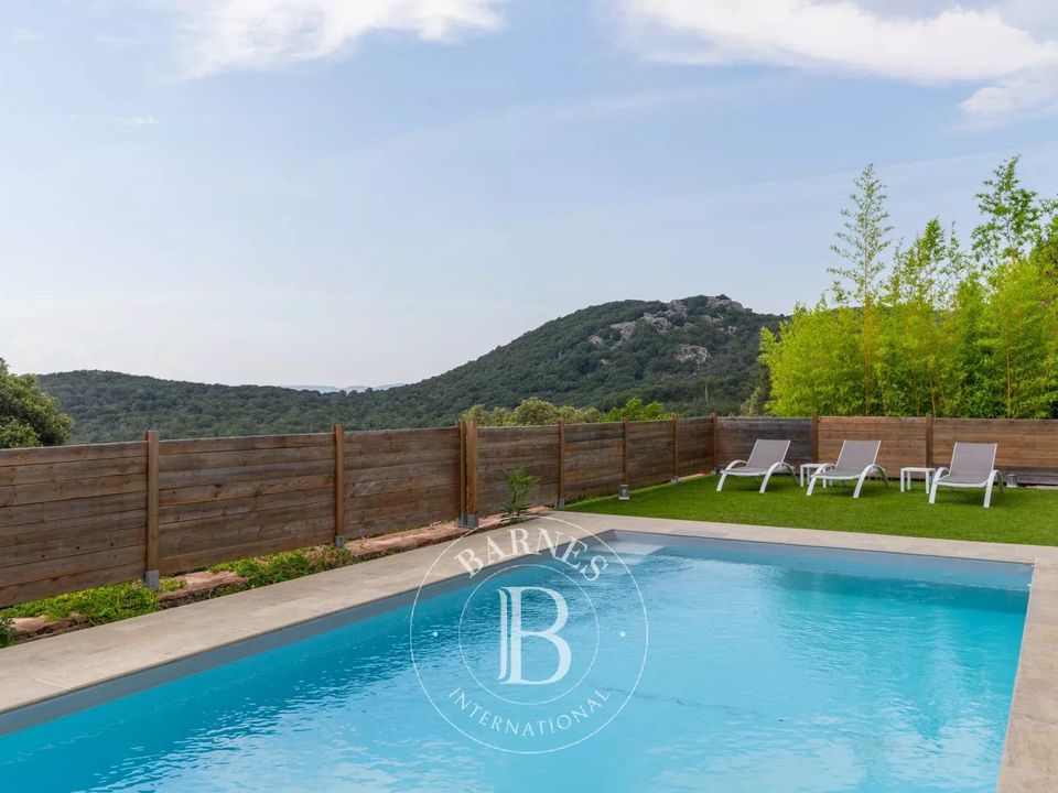 Villa in Porto-Vecchio, Corse-du-Sud - foto 3