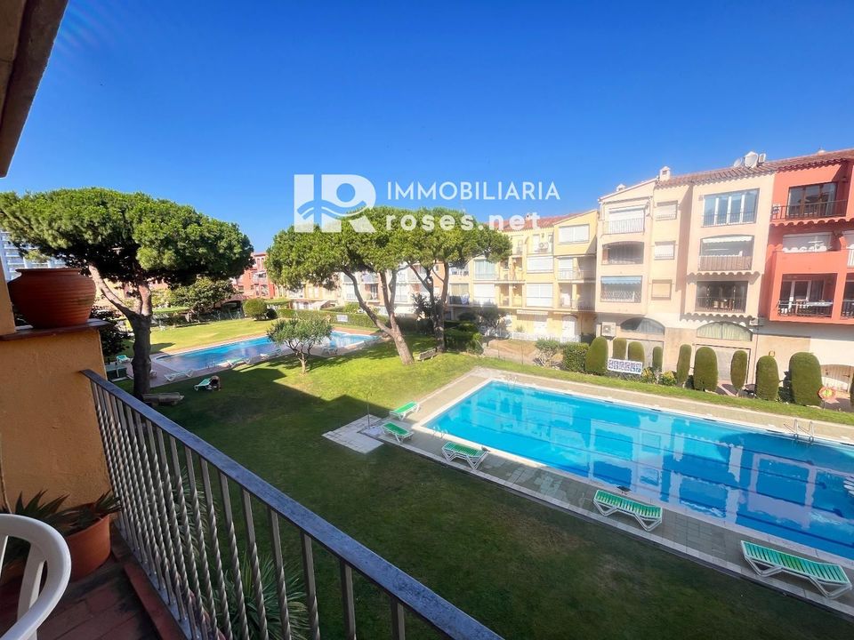 Lejlighed i Empuriabrava, Gerona - foto 2