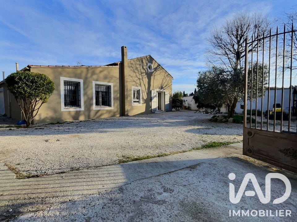 Villa i Saint-Martin-de-Crau, Bouches-du-Rhone - foto 1
