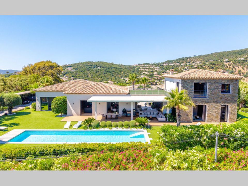 Villa en Sainte-Maxime, Var - foto 1