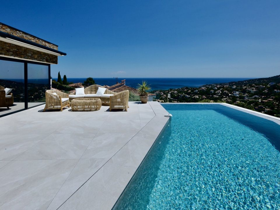 Villa a Roquebrune-sur-Argens, Var - foto 1