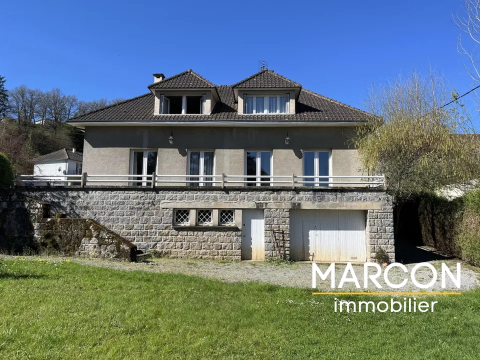 Villa en Aubusson, Creuse - foto 1