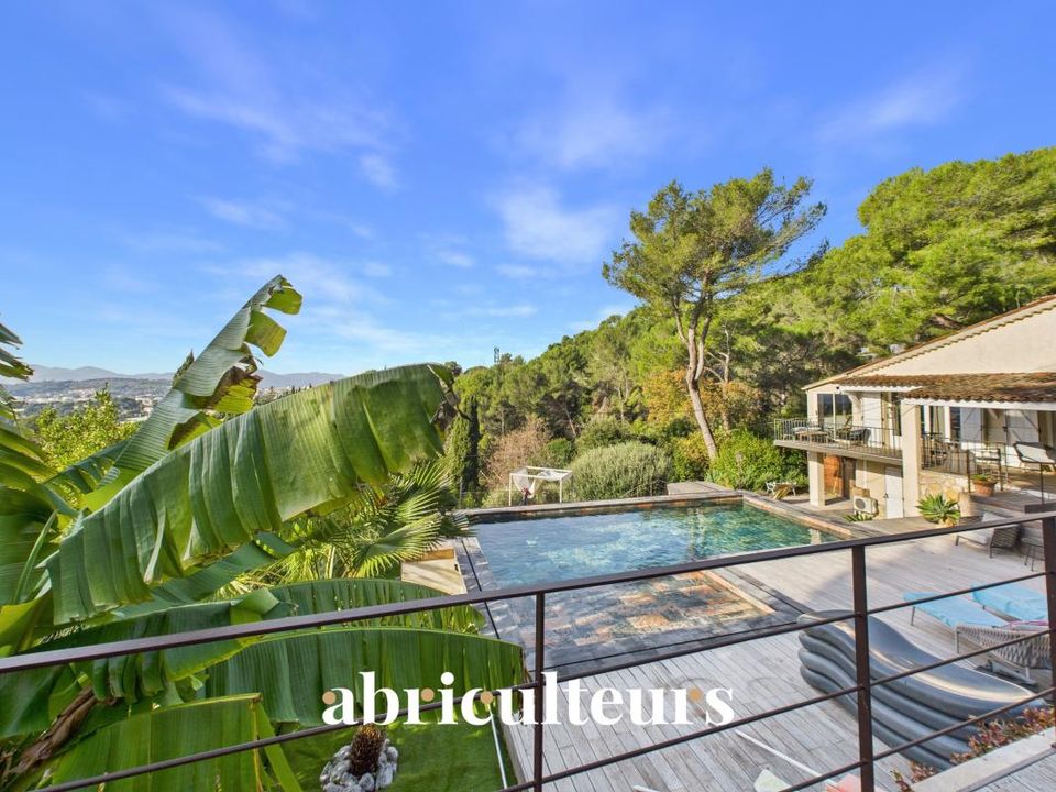 Villa i Le Cannet, Alpes-Maritimes - foto 1