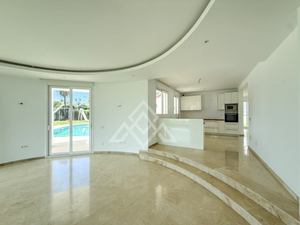 Villa i El Paraiso, Malaga - foto 4