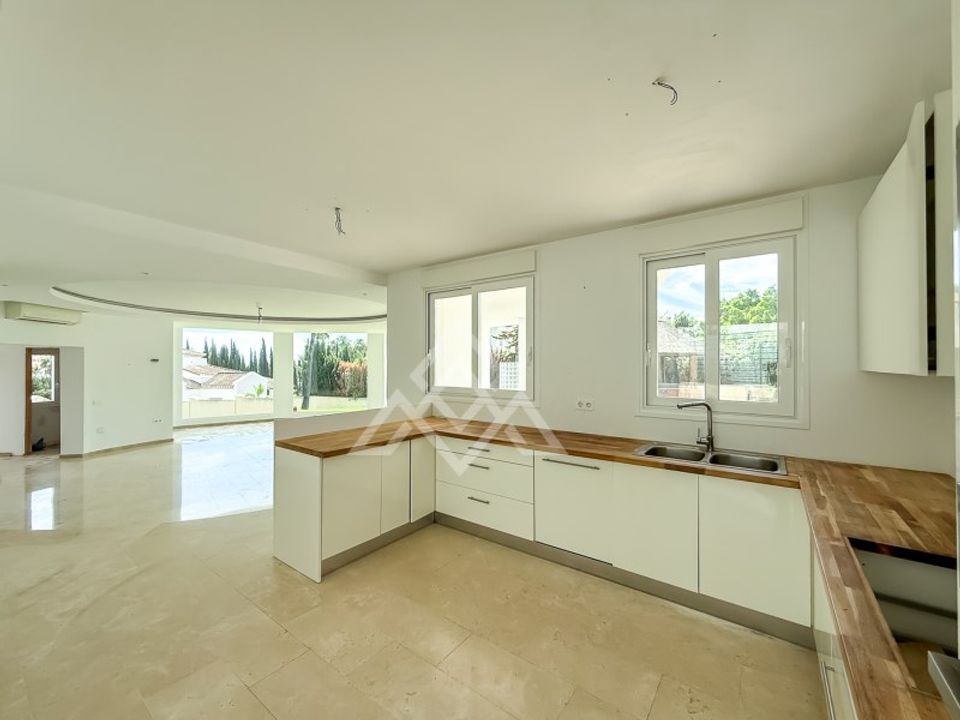 Villa i El Paraiso, Malaga - foto 5