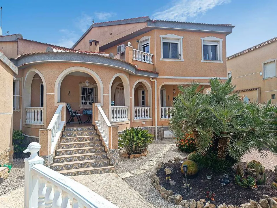 Villa a Ciudad Quesada, Alicante - foto 1