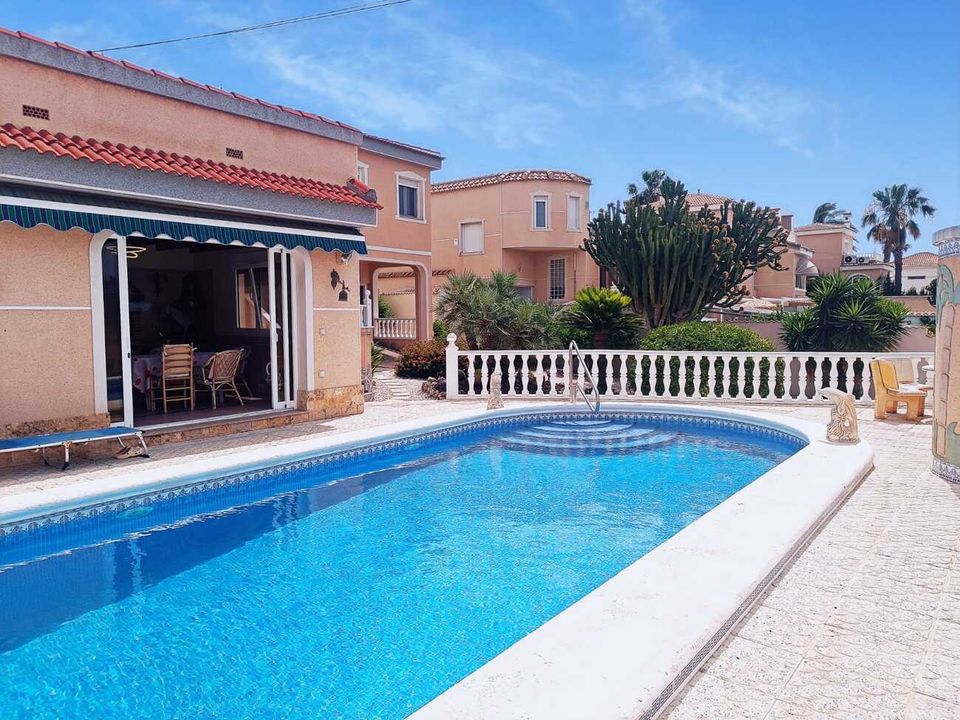 Villa a Ciudad Quesada, Alicante - foto 4