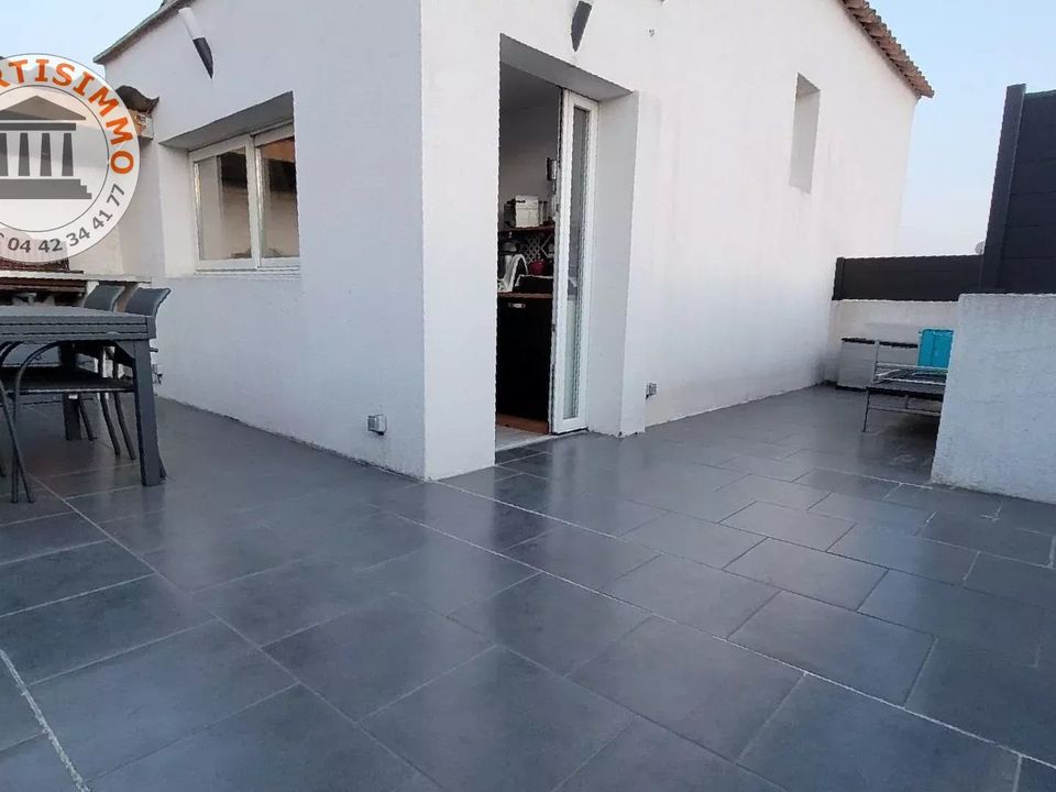 Villa a Rognac, Bouches-du-Rhone - foto 1