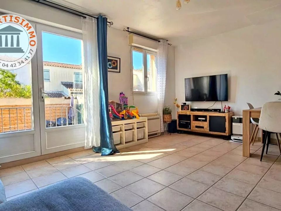Villa i Marignane, Bouches-du-Rhone - foto 1