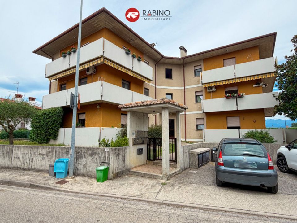Apartamento em Tavagnacco, Udine - foto 1