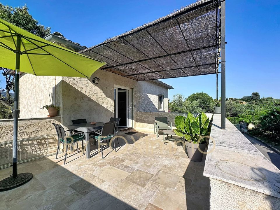 Villa i Le Rouret, Alpes-Maritimes - foto 3