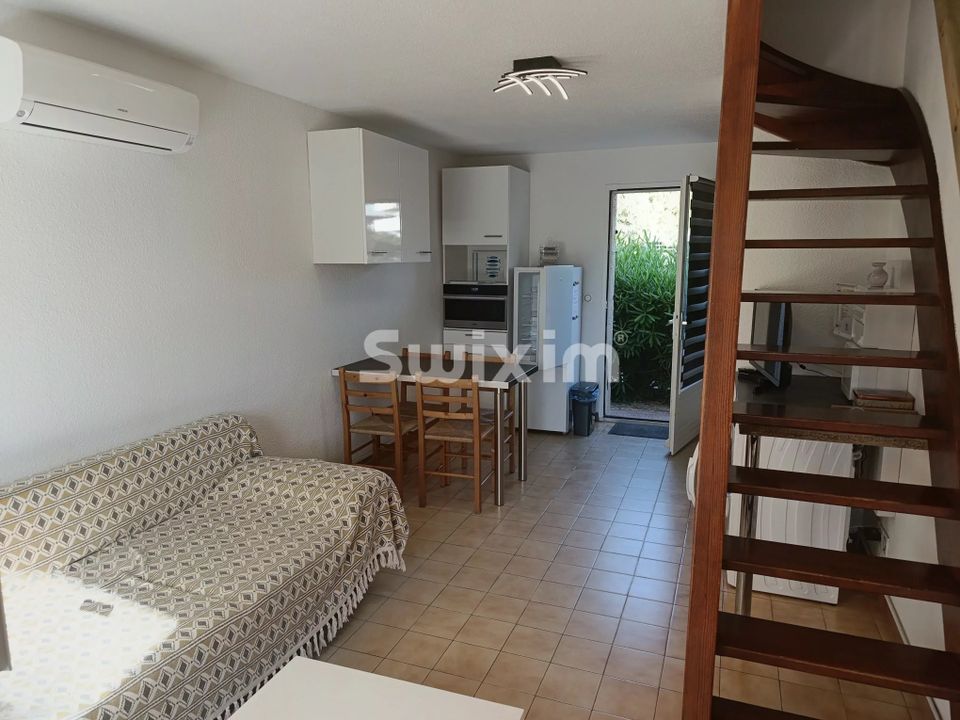 Villa in Le Barcares, Pyrenees-Orientales - foto 2