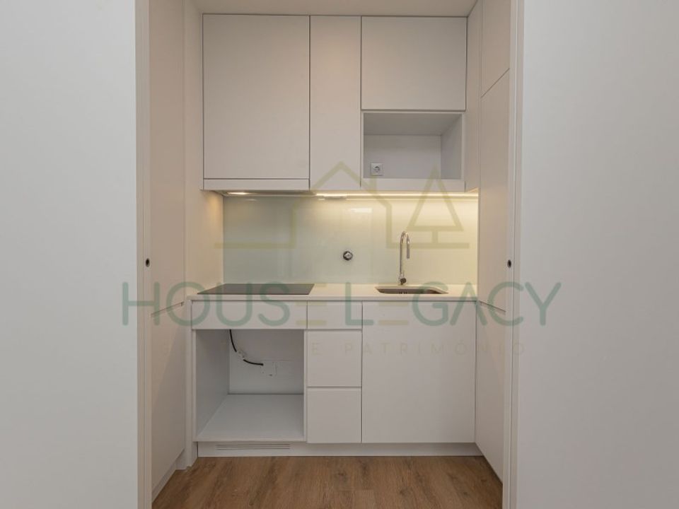 Apartment in Pedroucos, Porto - photo 3
